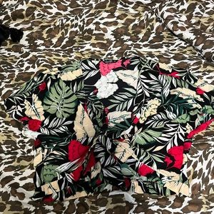 Tropical cropped top